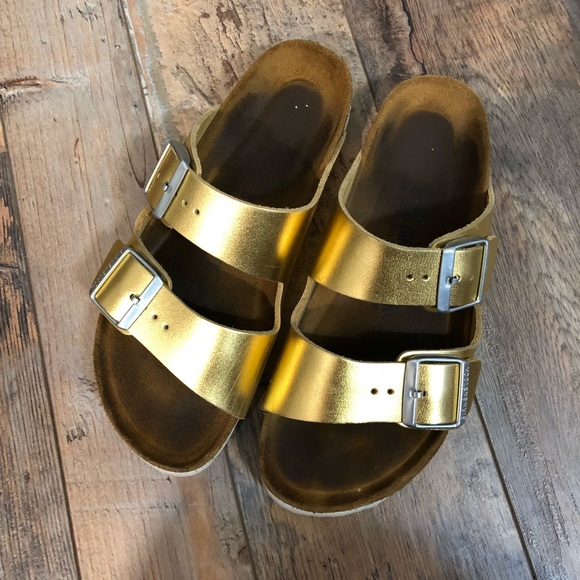 Birkenstock Shoes - Birkenstock soft footbed gold sandals